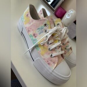 Time And Tru, Memory Foam Sneakers